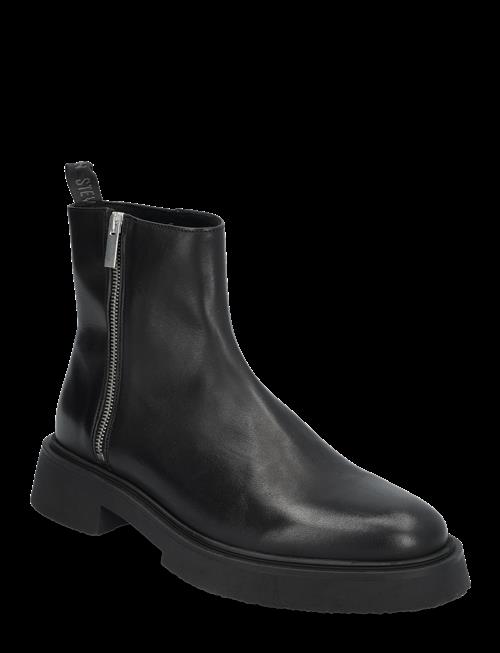 Steve Madden | Zenith | 43