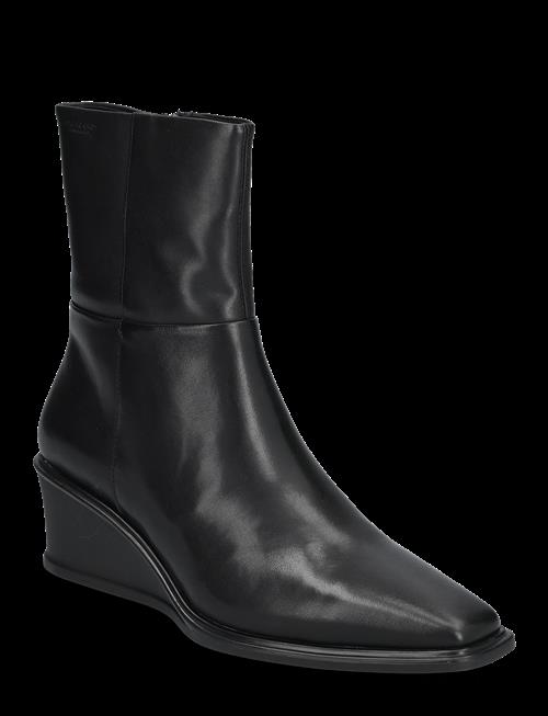 VAGABOND | Aino | 40