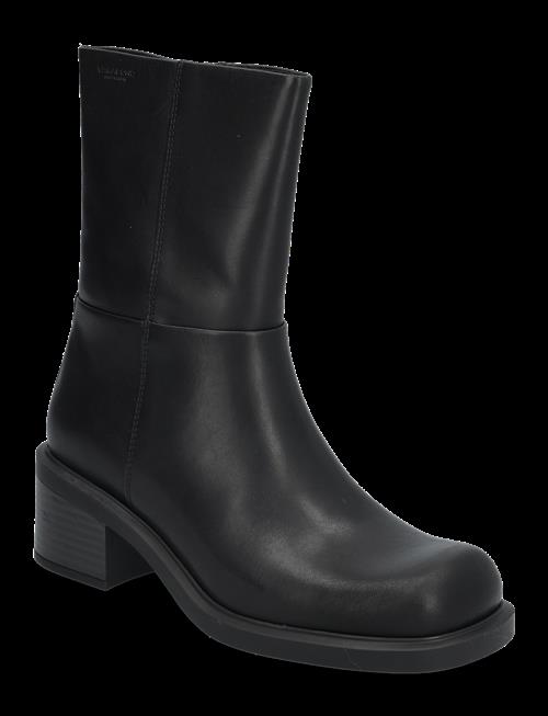 VAGABOND | Daniella | 39