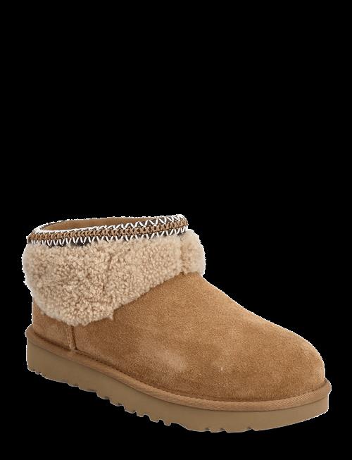 UGG | W Classic Ultra Mini Maxi Curly | 36