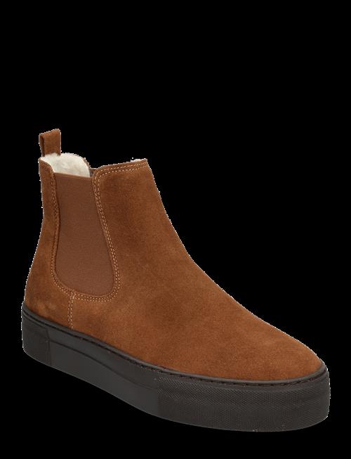 Shepherd | Amber Outdoor | 41