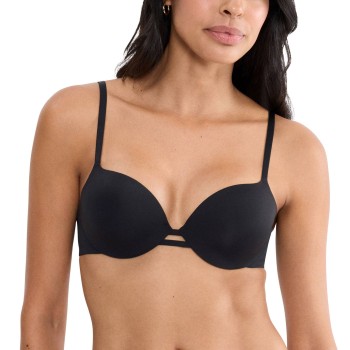 Triumph BH Body Make-Up Illusion WHP EX Sort D 75 Dame