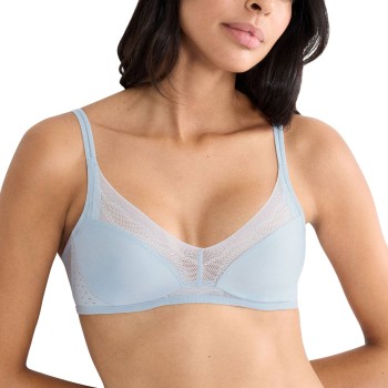 Triumph BH Breathe and Lift Smart N EX Lyseblå Fit Smart 4 Dame