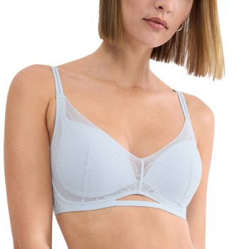 Triumph BH Breathe and Lift Smart PU Lyseblå Fit Smart 4 Dame