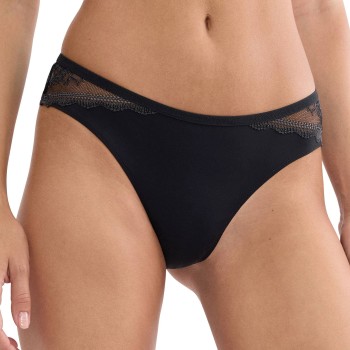 Triumph Trusser Comfort Allure Brazilian Sort 36 Dame