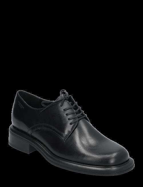 VAGABOND | Ellis | 39