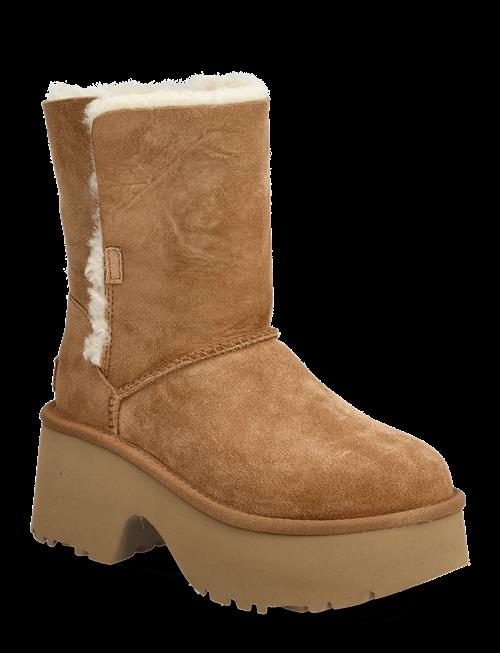 UGG | W New Heights Cuff | 41