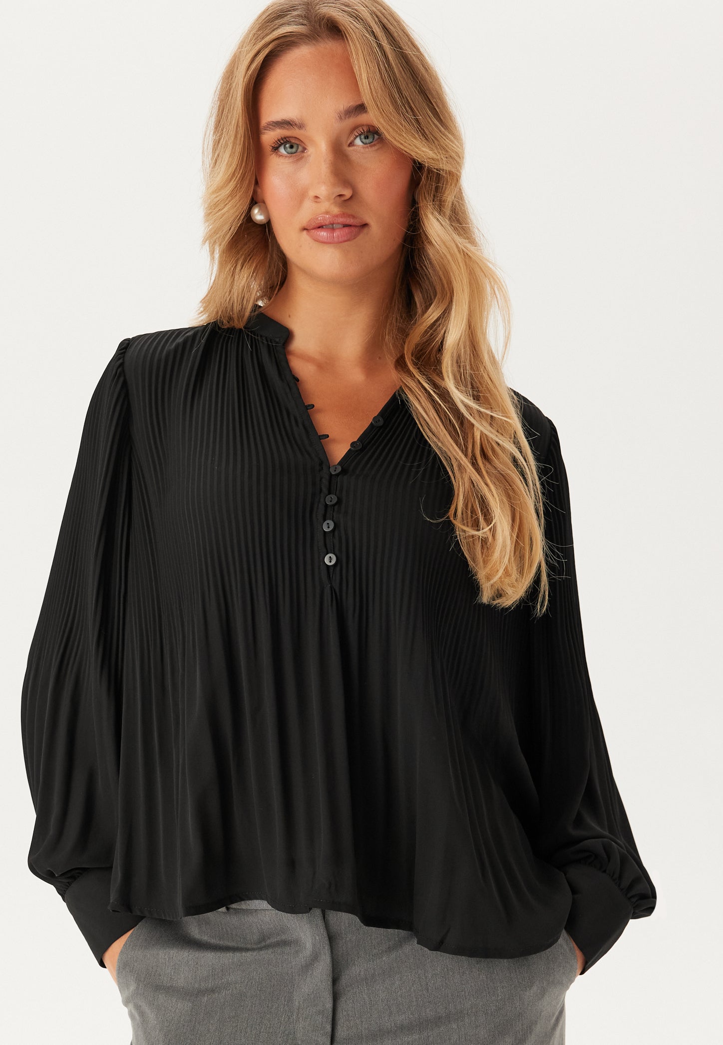ONLY Onlronja Life L/S V-Neck Plisse