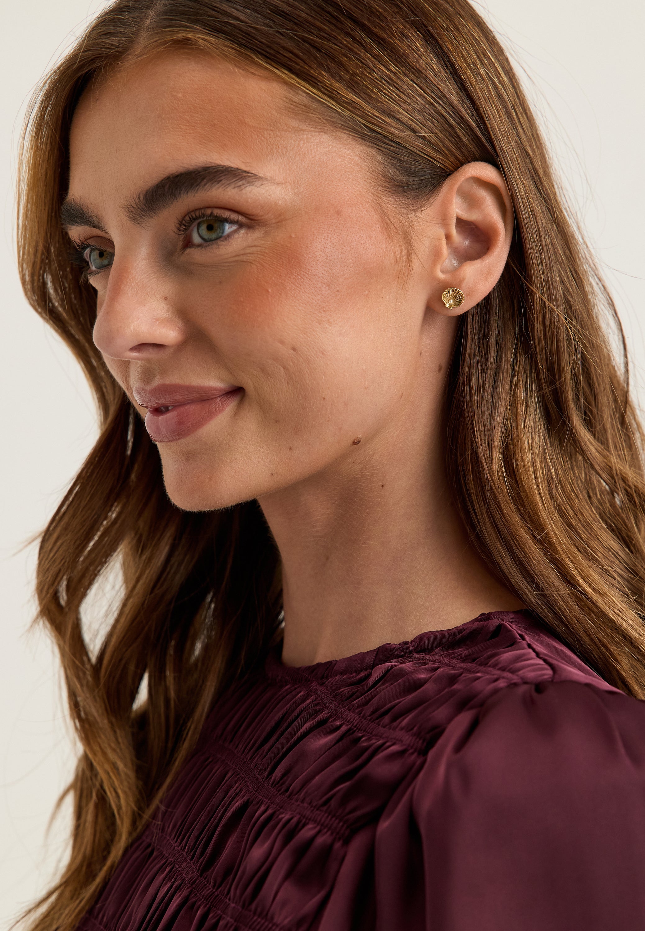 PILGRIM Opal Seashell Earrings Gold-plated
