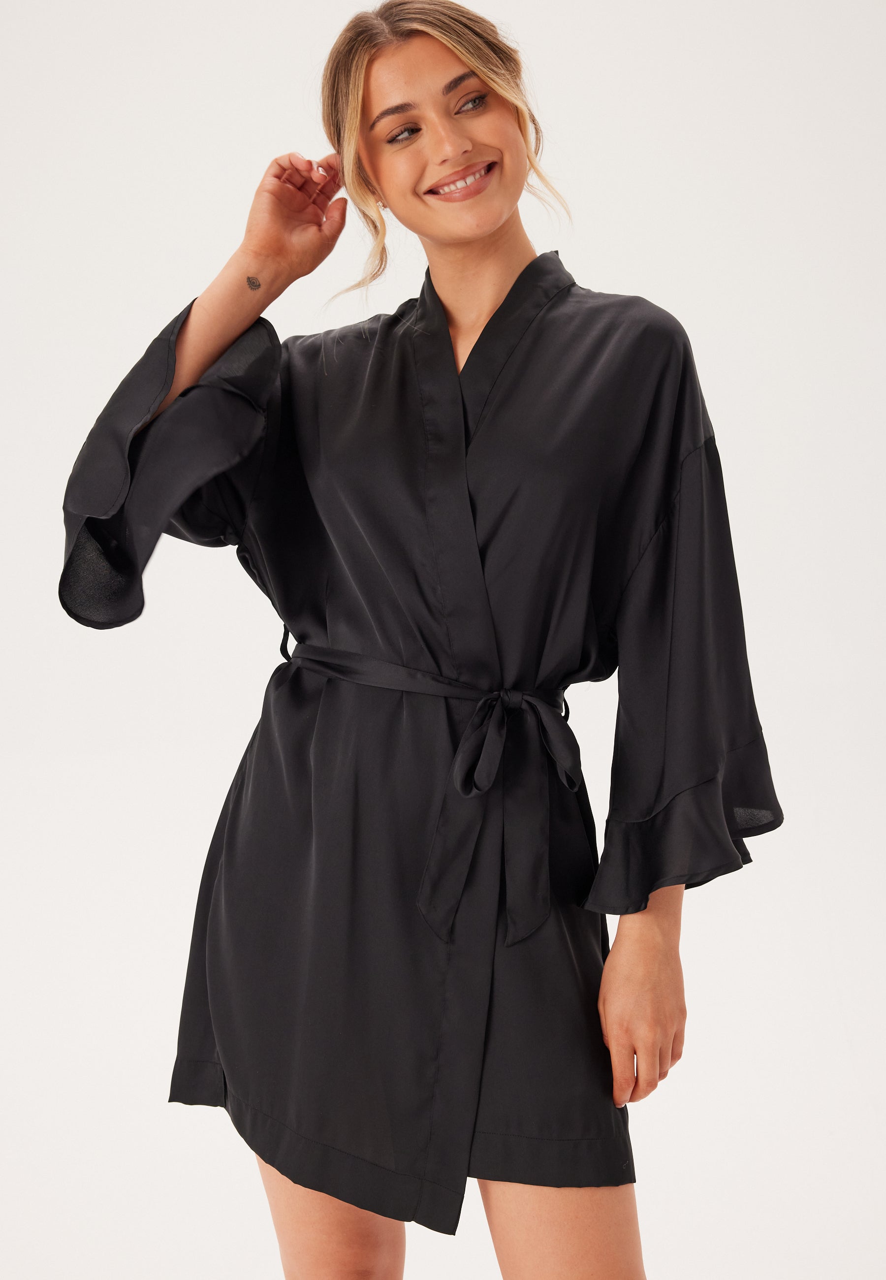 BUBBLEROOM Frill Robe