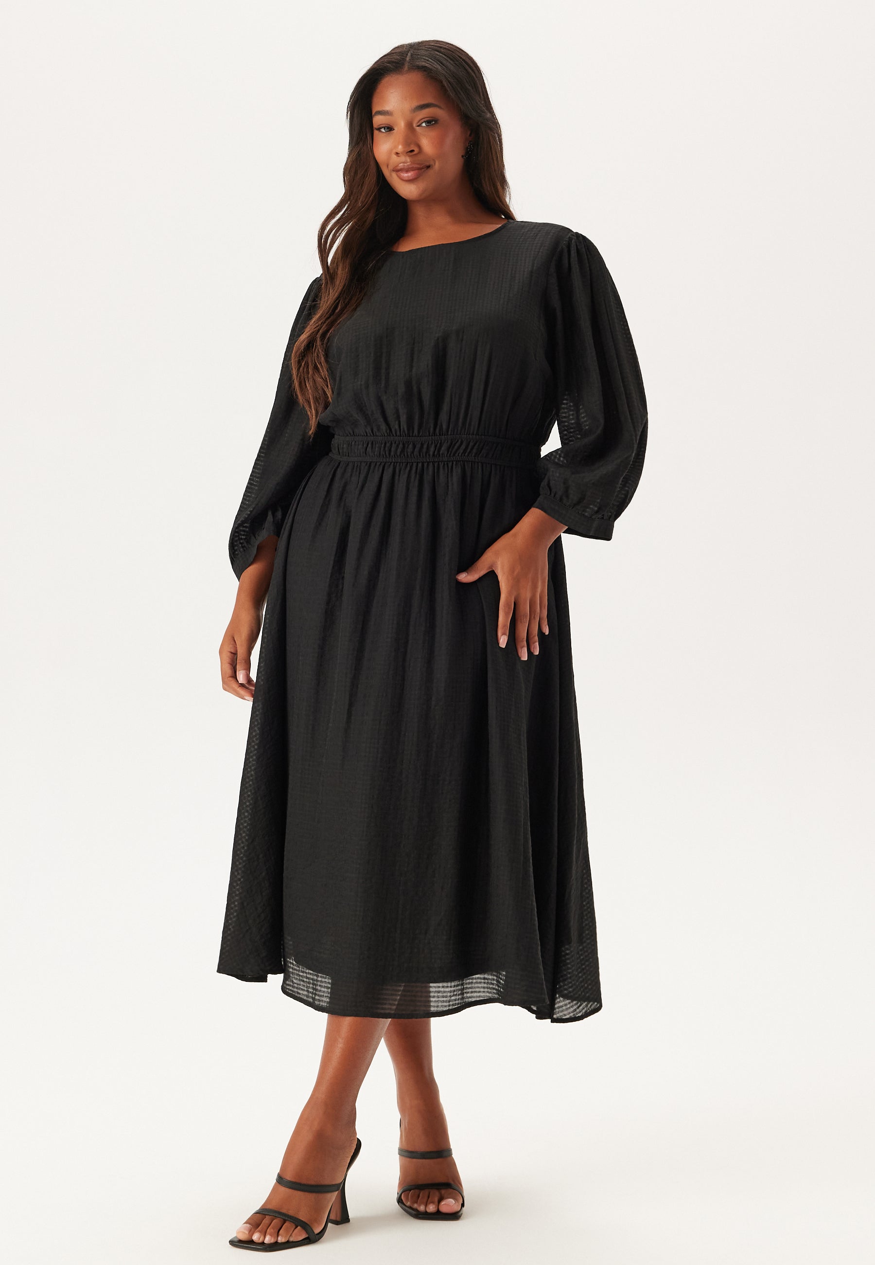 Happy Holly Balloon Sleeve Structured Midi Dress