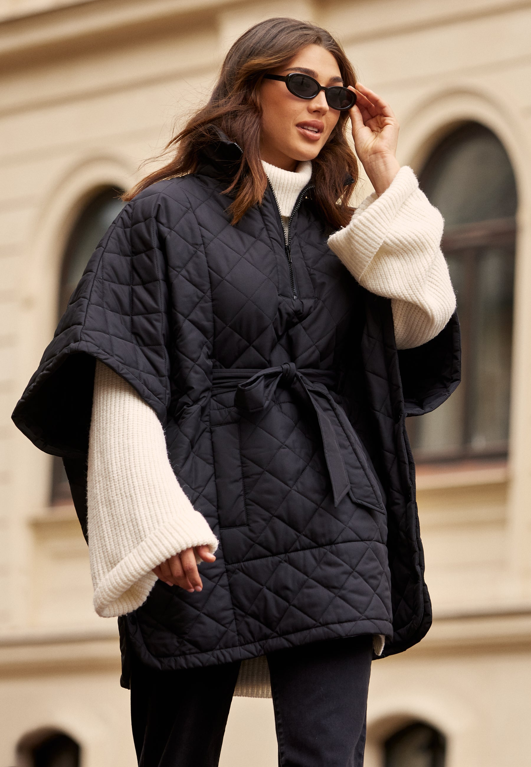 BUBBLEROOM Hiri Quilted Poncho