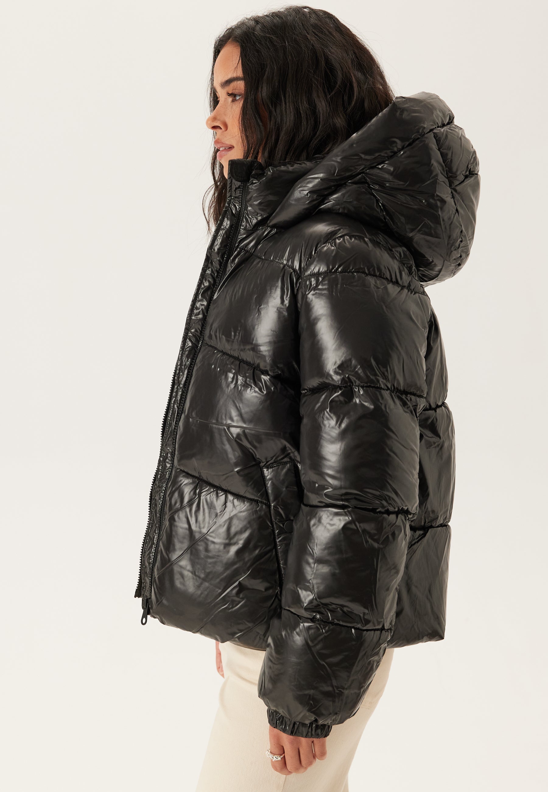 VERO MODA Vmuppsashiny Short Jacket
