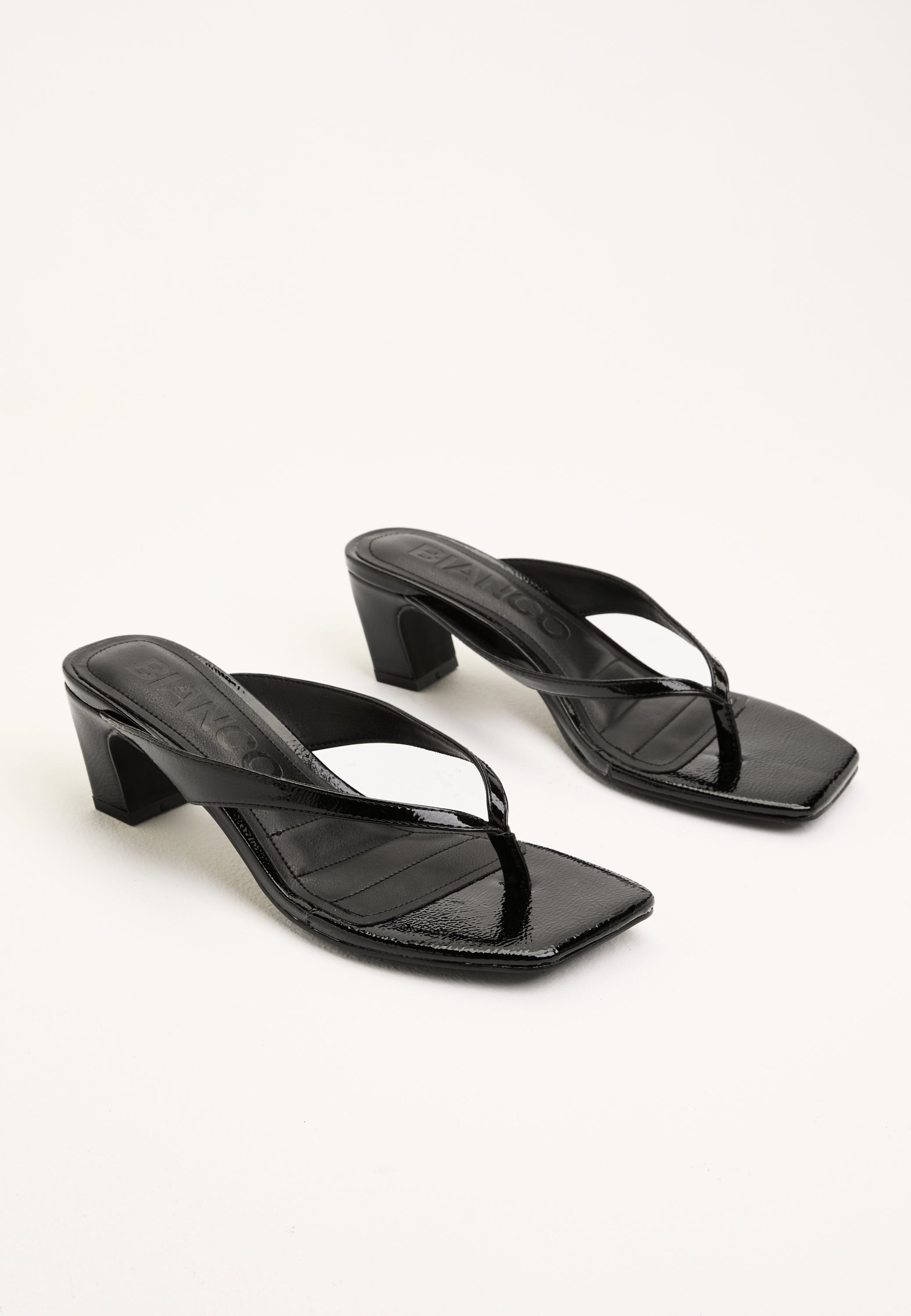 BIANCO Biaspice Toe Post Faux Leather