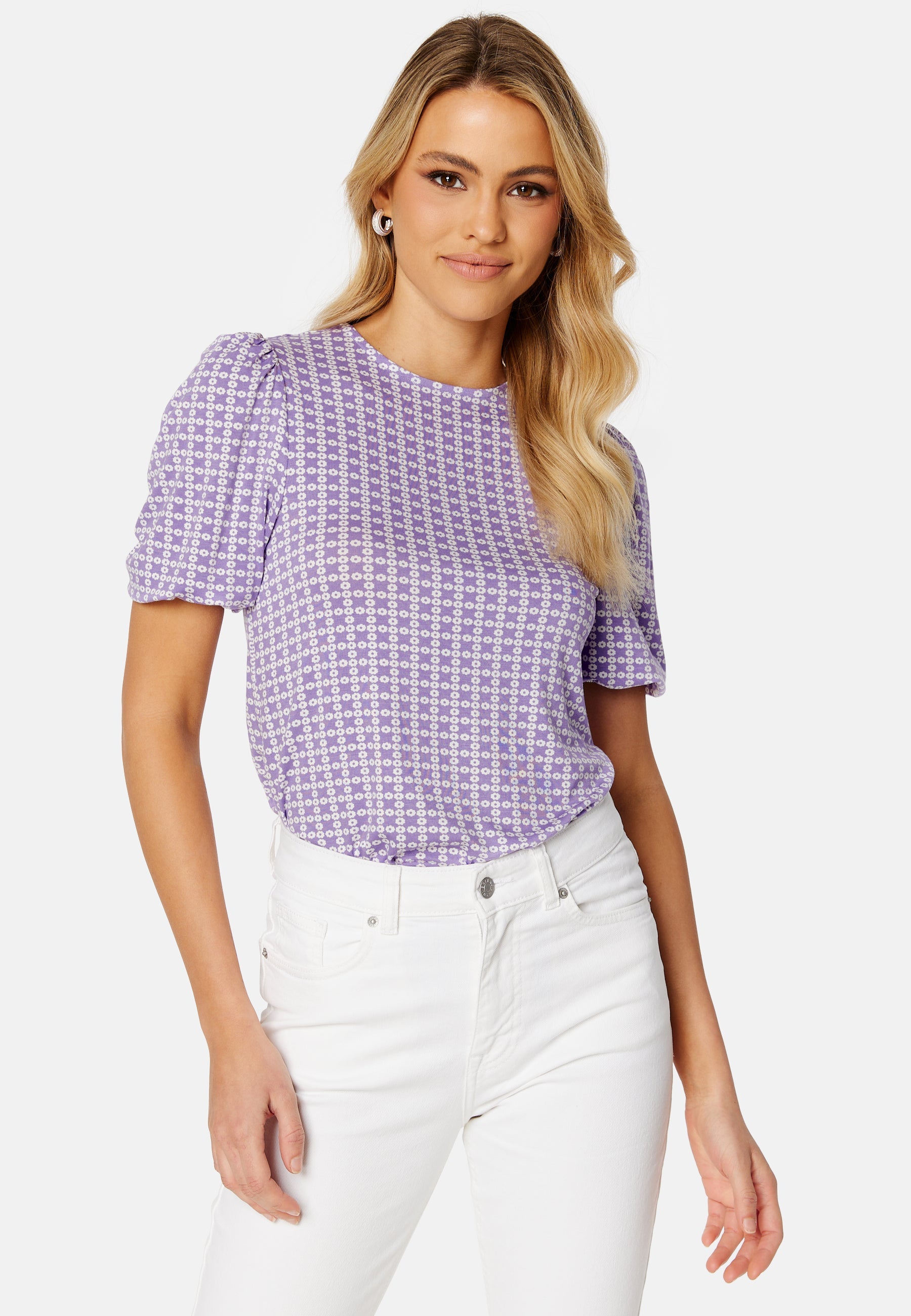 Happy Holly Noella top
