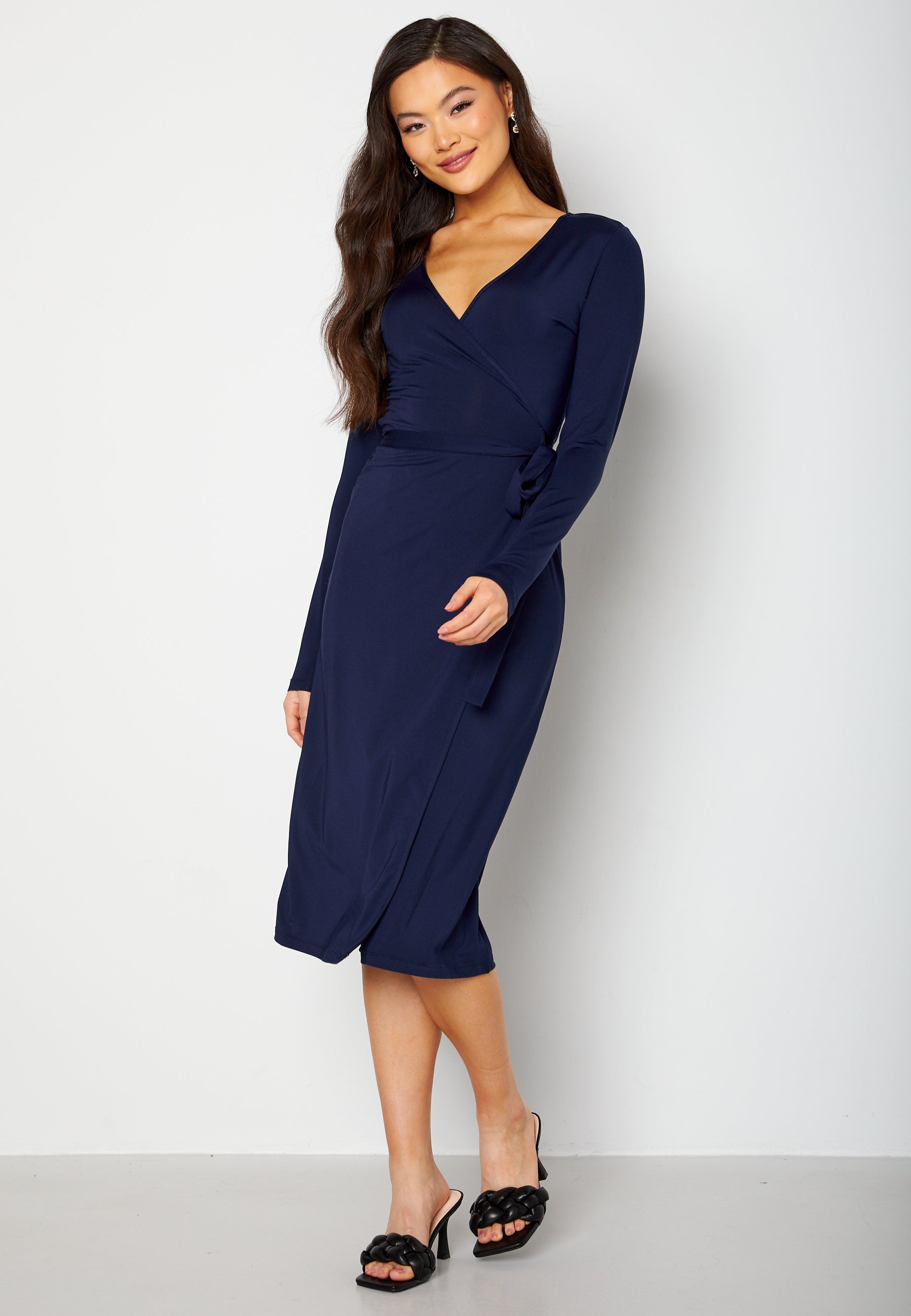 BUBBLEROOM Wrap Midi Dress