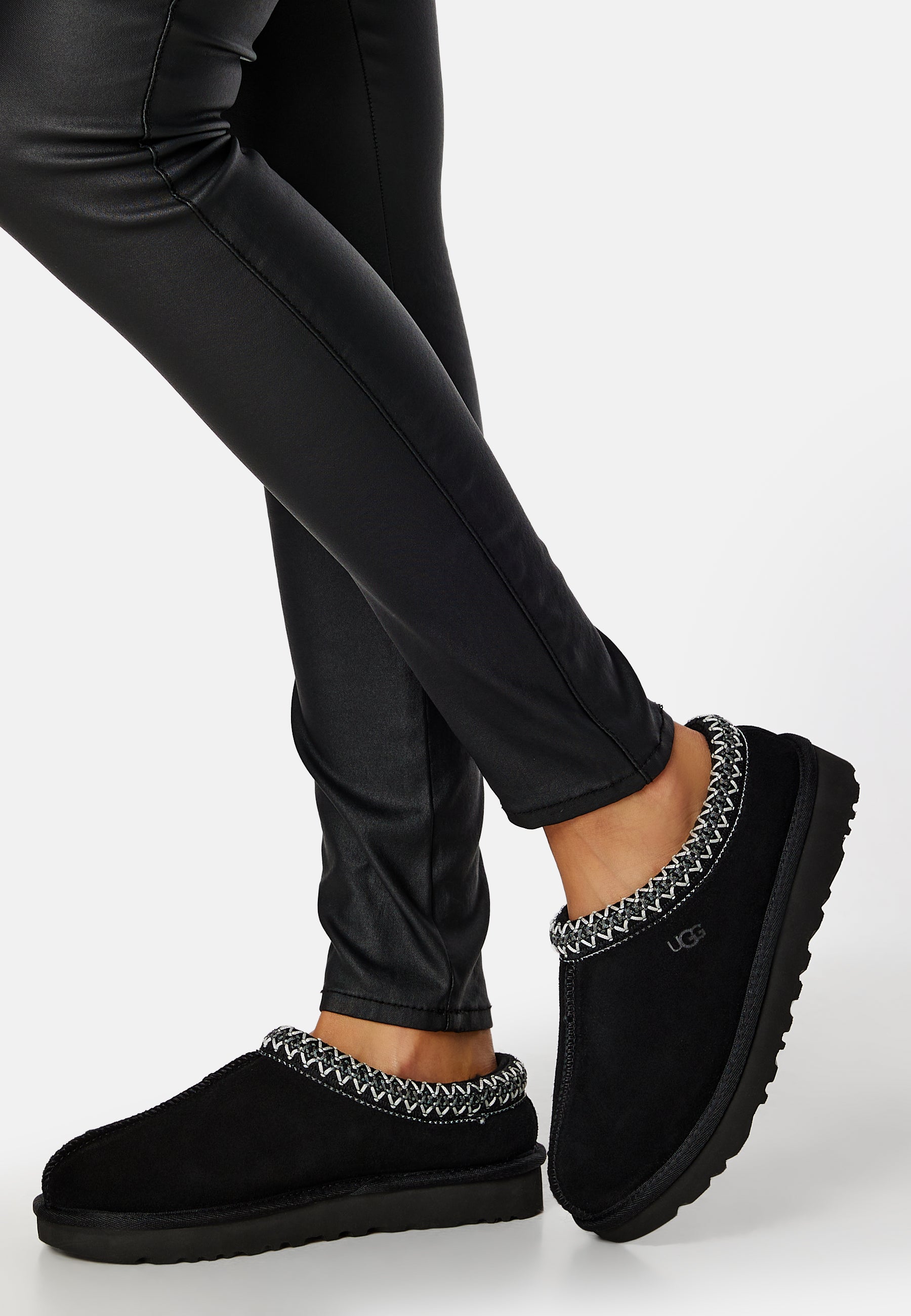UGG Tasman