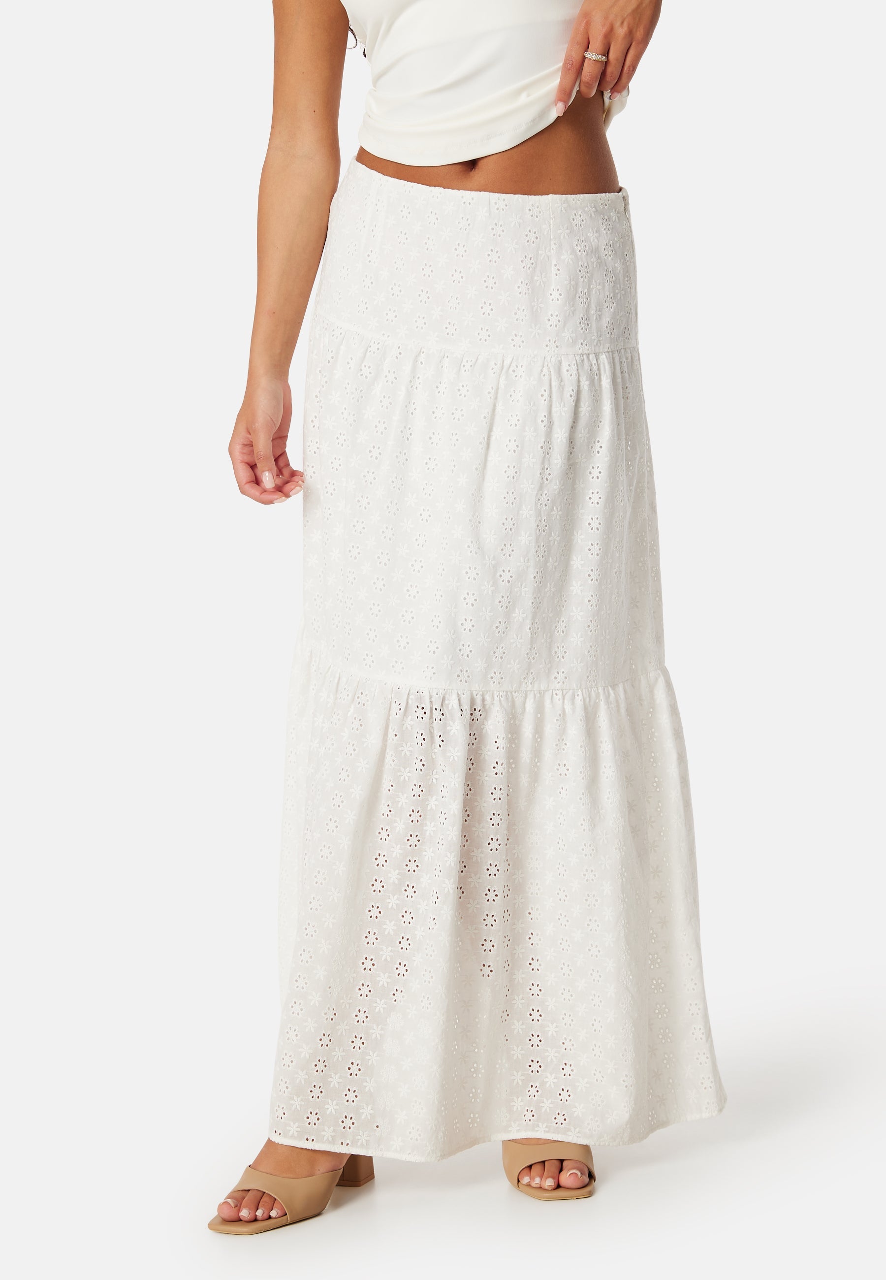 BUBBLEROOM Broderie Anglaise Maxi Skirt