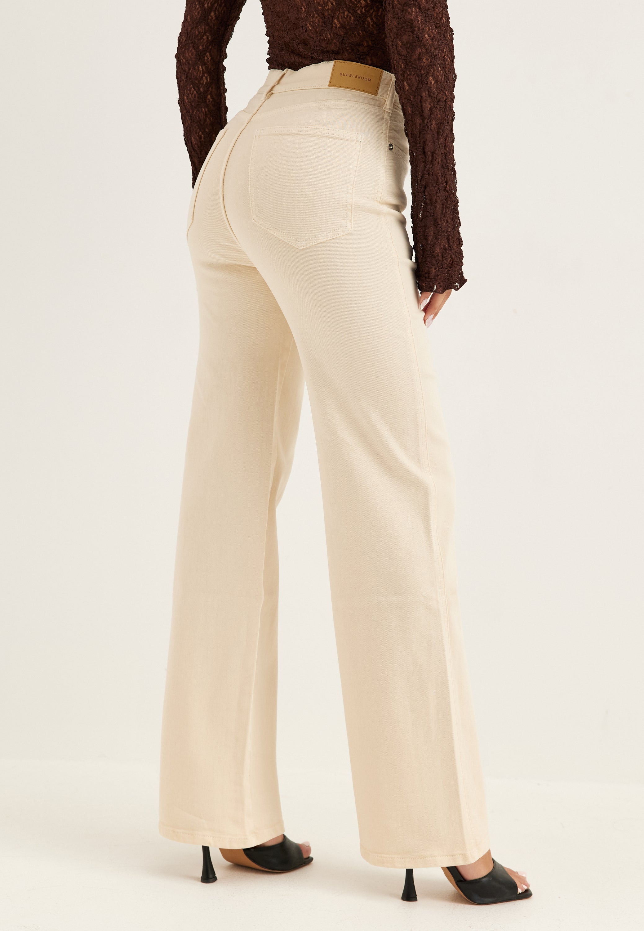 BUBBLEROOM High Straight Leg Jeans