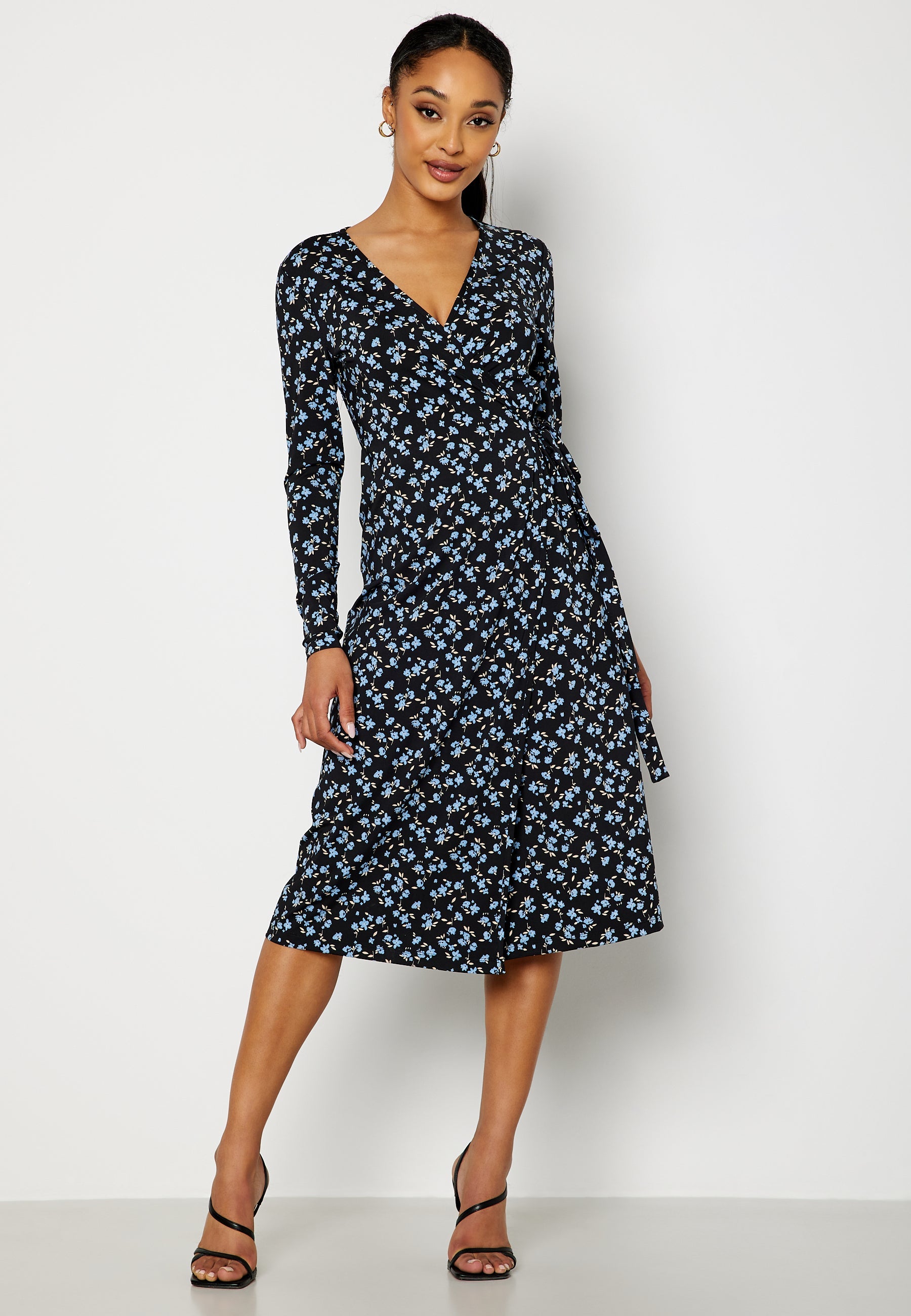 BUBBLEROOM Naomi midi dress