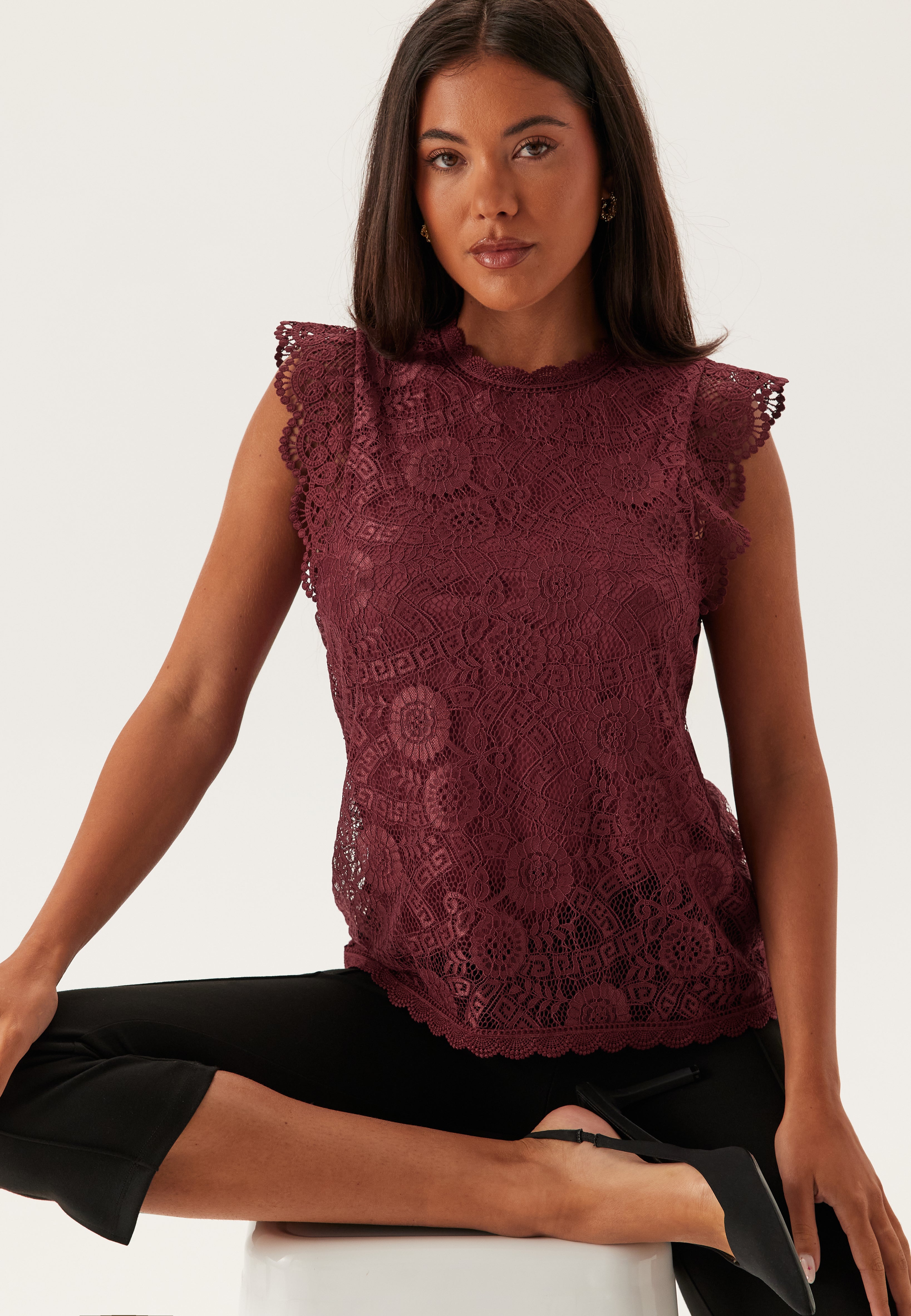 PIECES Pcolline SL Lace Top