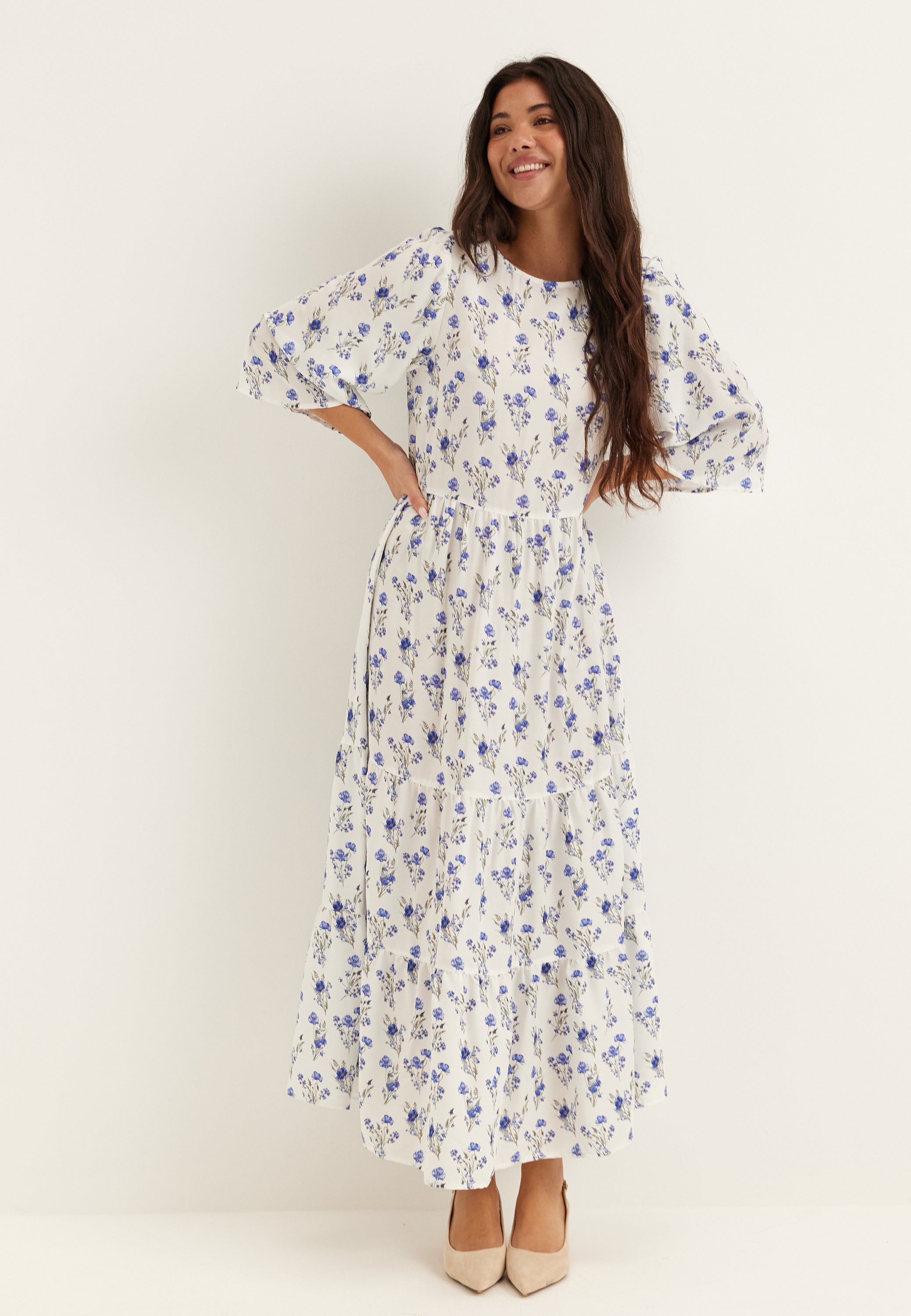 BUBBLEROOM Butterfly Sleeve Maxi Dress