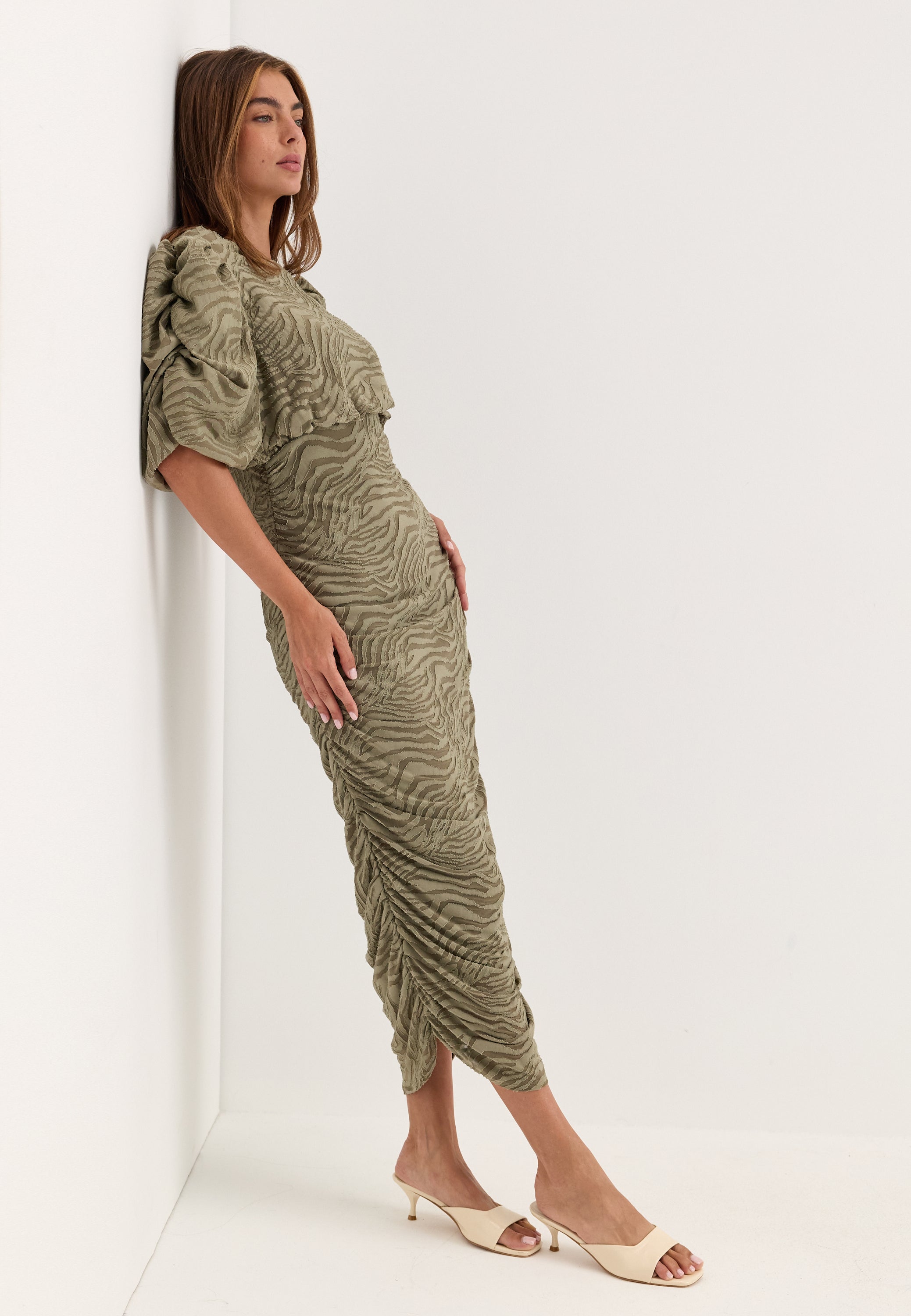 BUBBLEROOM OCCASION Ruched Puff Sleeve Dress