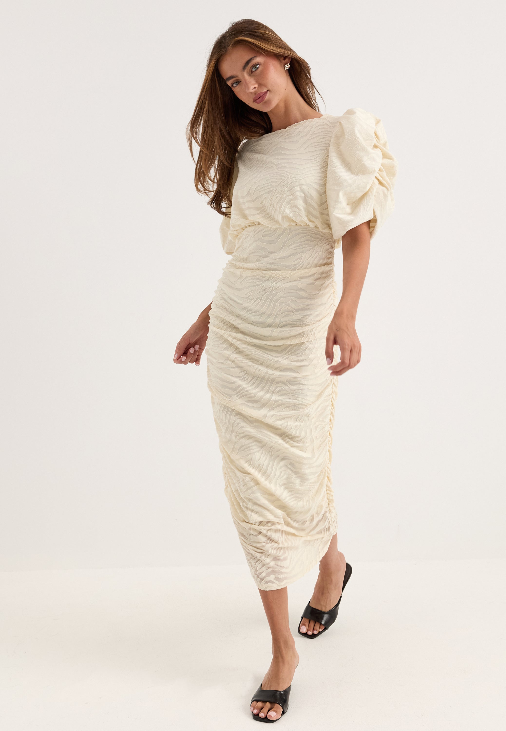 BUBBLEROOM OCCASION Ruched Puff Sleeve Dress