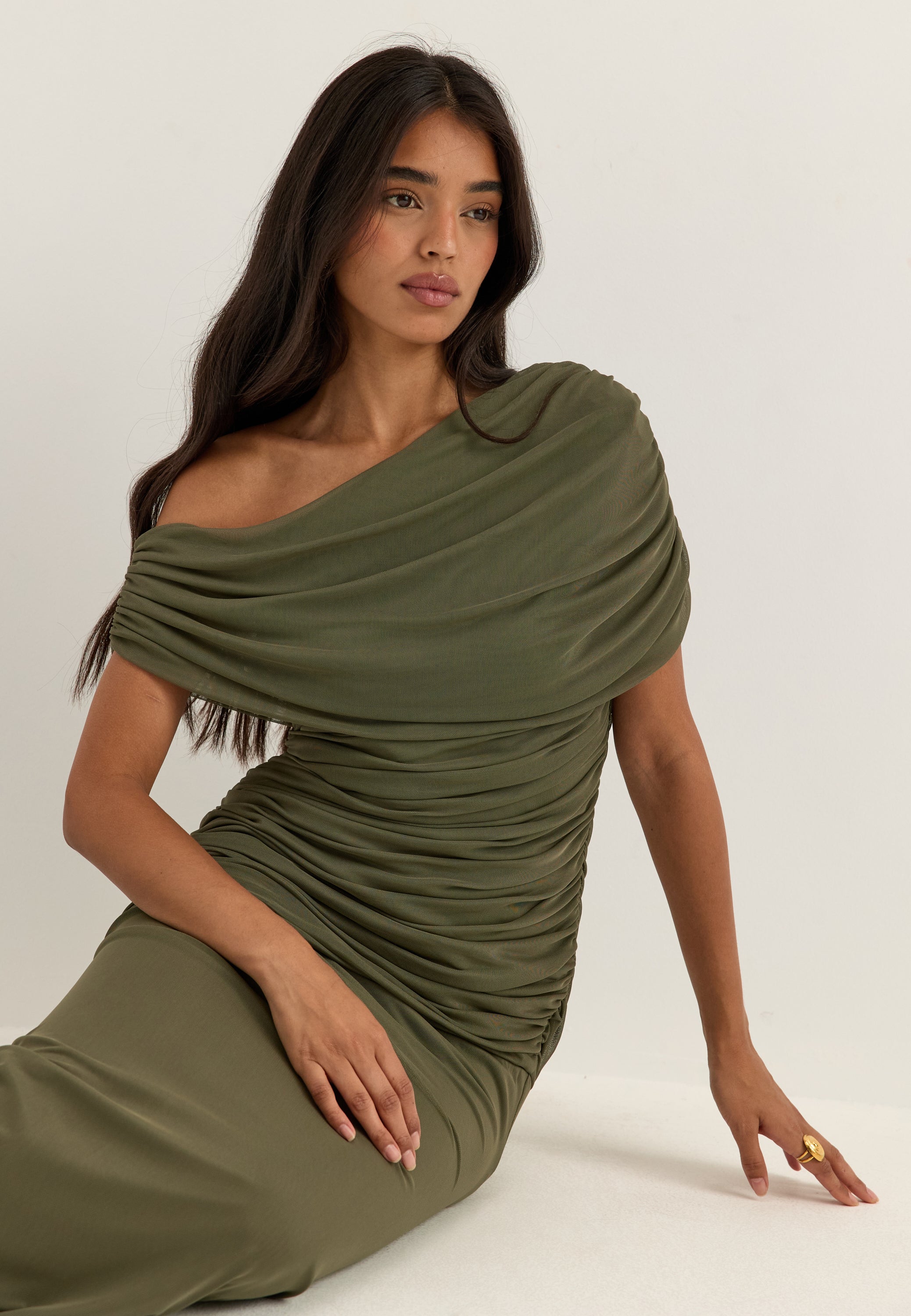 BUBBLEROOM OCCASION Off Shoulder Mesh Gown