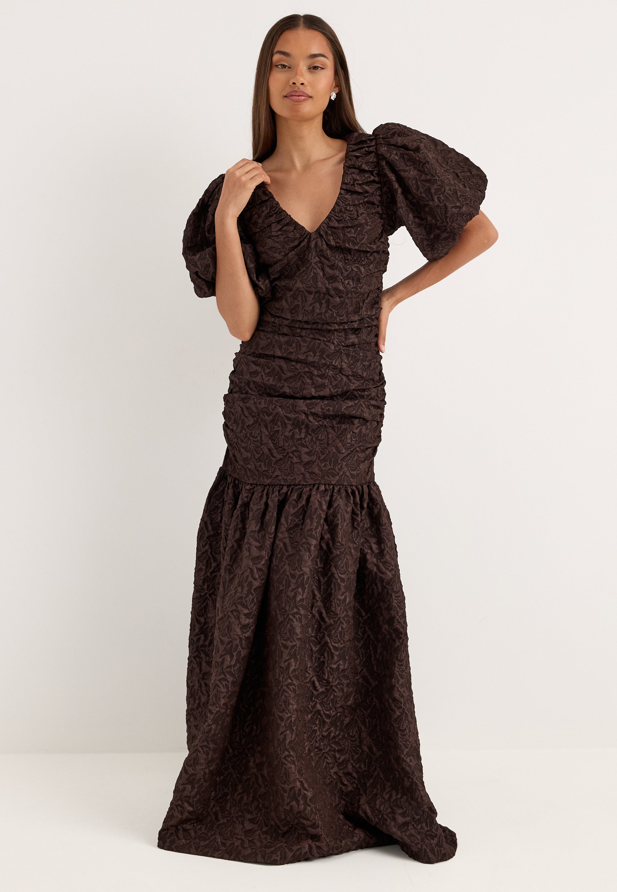 BUBBLEROOM OCCASION Puff Sleeve V-neck Jaqcuard Gown