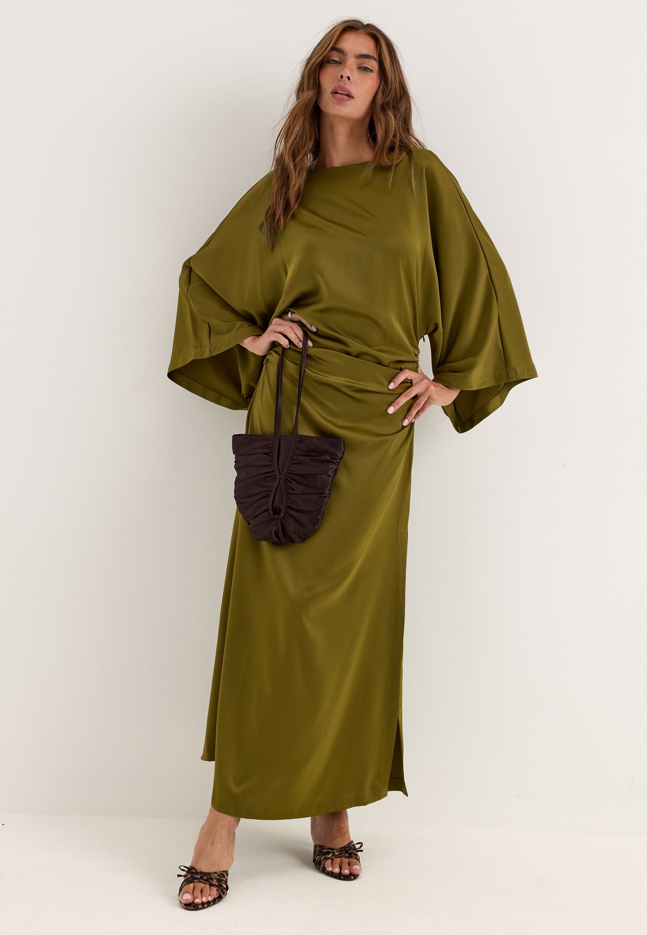 BUBBLEROOM OCCASION Kimono Sleeve Satin Maxi Dress