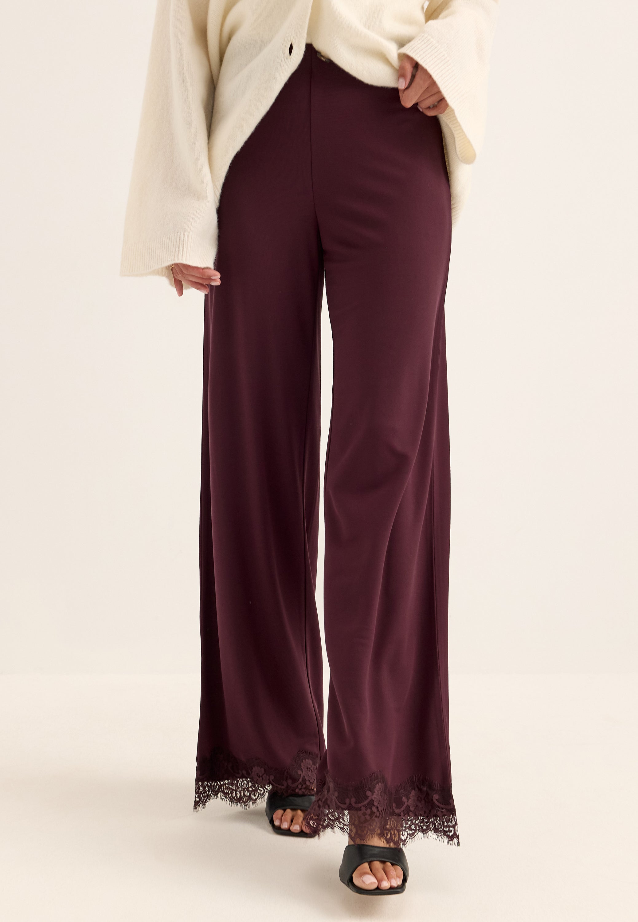 BUBBLEROOM Lace Detail Trousers