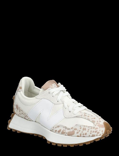 New Balance | New Balance 327 | 41