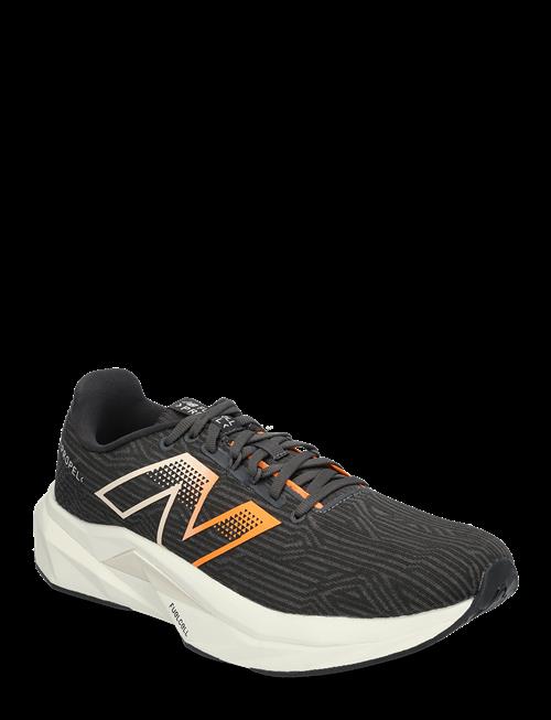 New Balance | New Balance Fuelcell Propel V5 | 44