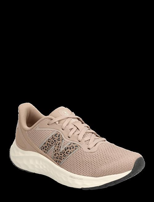 New Balance | New Balance Freshfoam Arishi V4 | 40