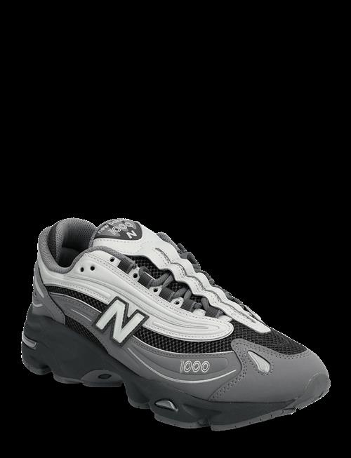 New Balance | New Balance 1000 | 45.5