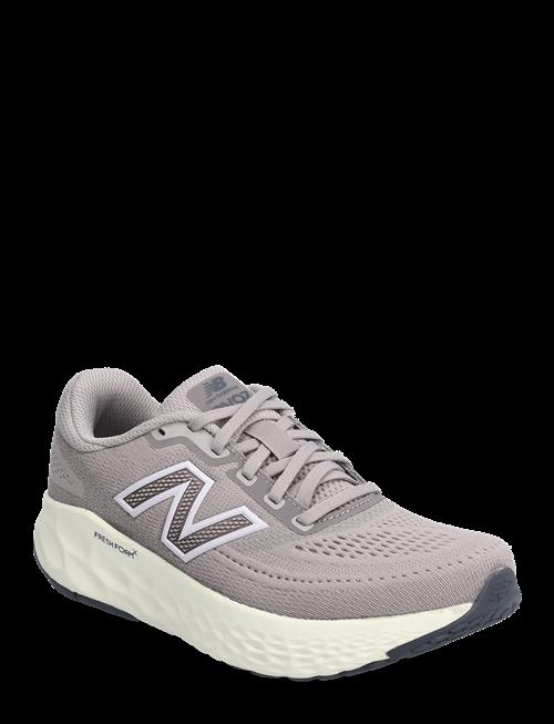 New Balance | New Balance Freshfoam Evoz V4 | 41