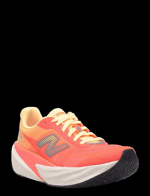 New Balance | New Balance Fuelcell Rebel V5 | 41