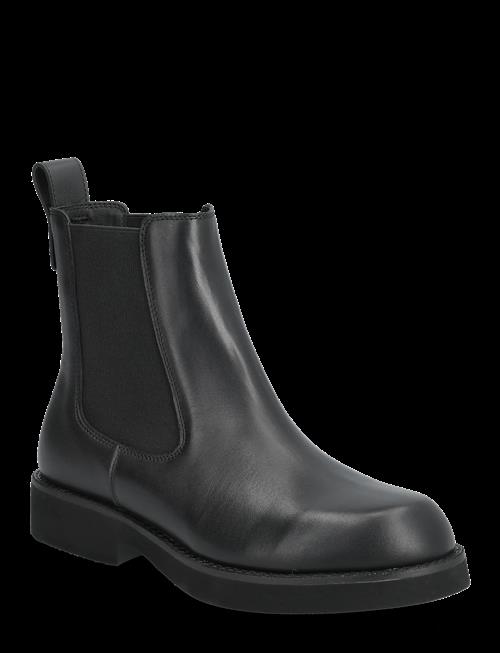 BOSS | Eleri_Chbootie_C | 39