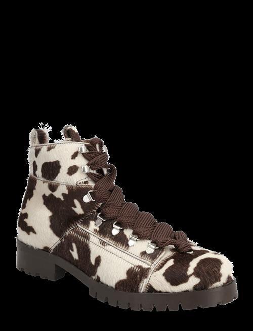 Pavement | Alice Pony | 39