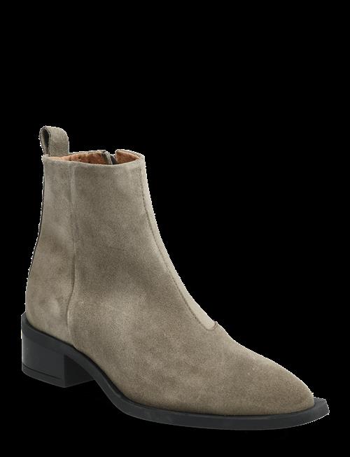 Pavement | Elva Suede | 39