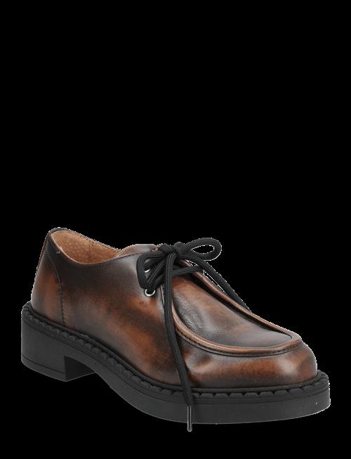 Pavement | Evelyn | 39