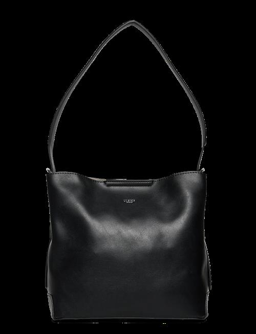 Se Ulrika | Bucket | ONE SIZE hos Booztlet