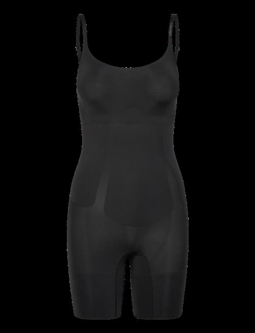 Calvin Klein | Extra Firm Seamless Body Briefer | M