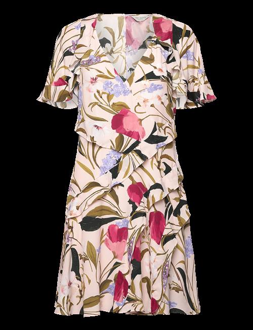 Ted Baker London | Issiia | 40