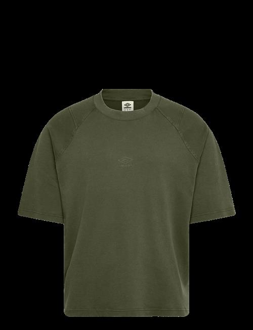 Umbro | Washed High Neck Boxy Tee | XXL