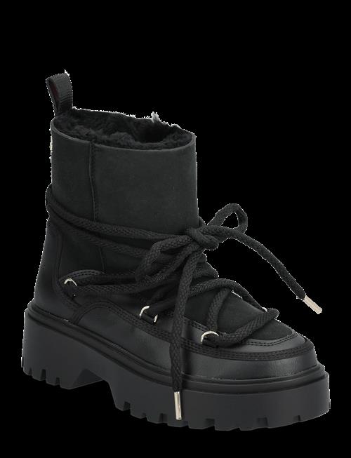 Tommy Hilfiger | Real Shearling Laceup Snowboot | 37