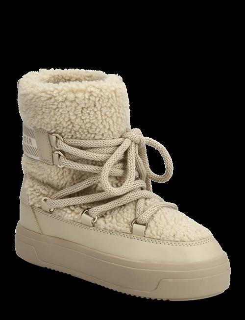 Tommy Hilfiger | Faux Shearling Snowboot | 36