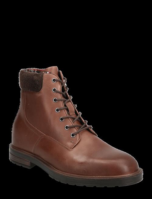 Tommy Hilfiger | Cleated Hilfiger W Lth Boot | 45