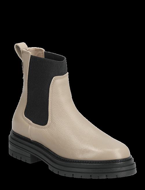 Tommy Hilfiger | Th Plaque Pebble Chelsea Warm | 36